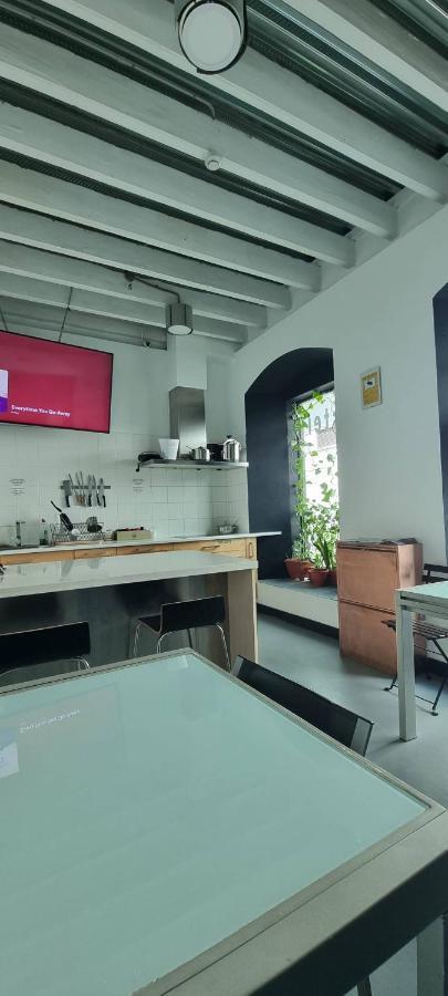 Seville Your Way 外观 照片